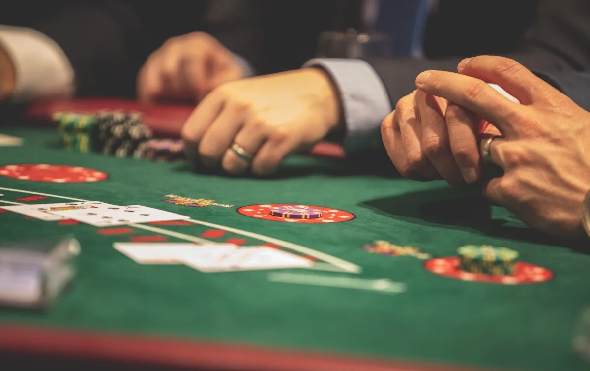 Risikomanagement-Strategien für ernsthafte Pokerspieler